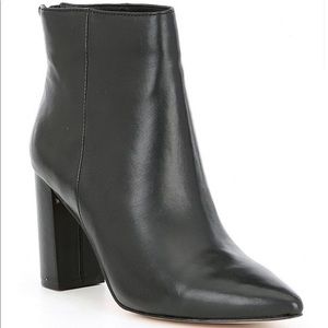 The perfect Leather block bootie🤩